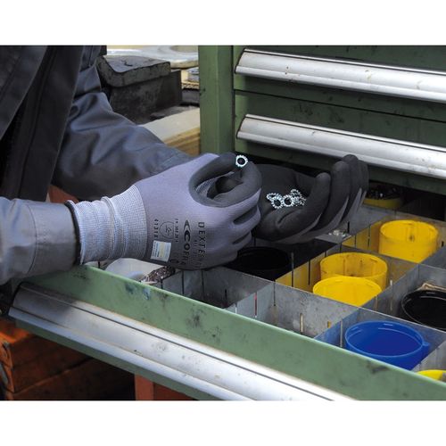 G040-D100. Guante DEXTERMAX de nitrilo y poliuretano hidrorrepelente. Talla 8